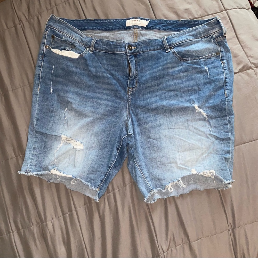 Torrid denim Bermuda Shorts 26